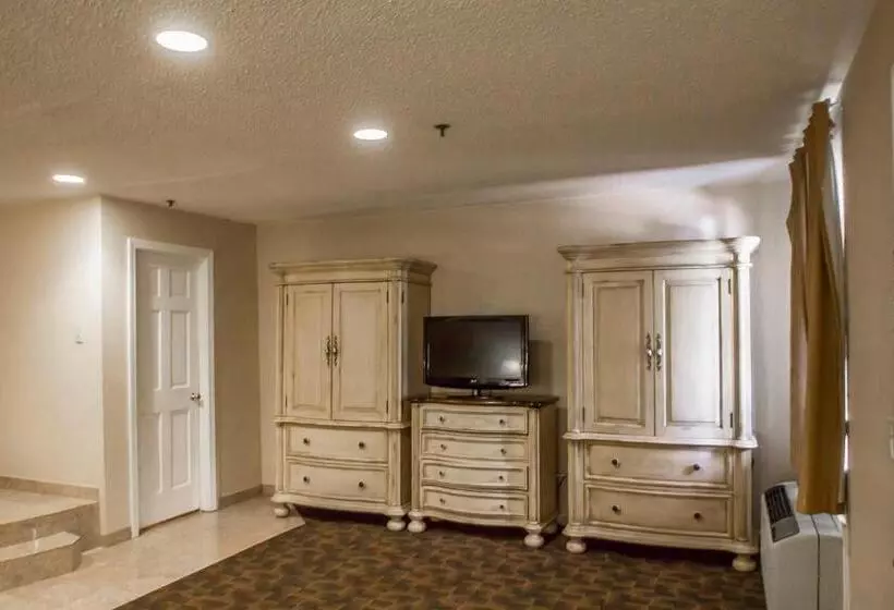 キングサイズベッドのスタンダードルーム, Americas Best Value Inn Torrington Ct