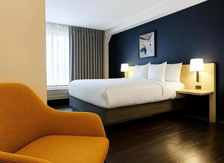 キングサイズベッドのスイートルーム, City Express by Marriott Washington, DC Northeast