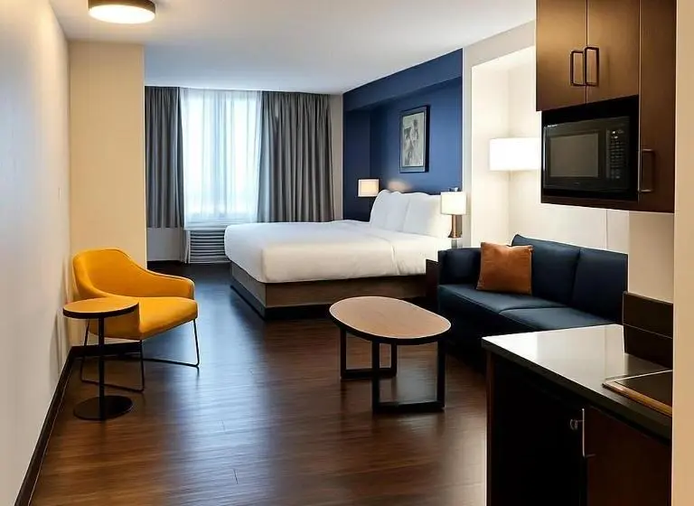 キングサイズベッドのスイートルーム, City Express by Marriott Washington, DC Northeast