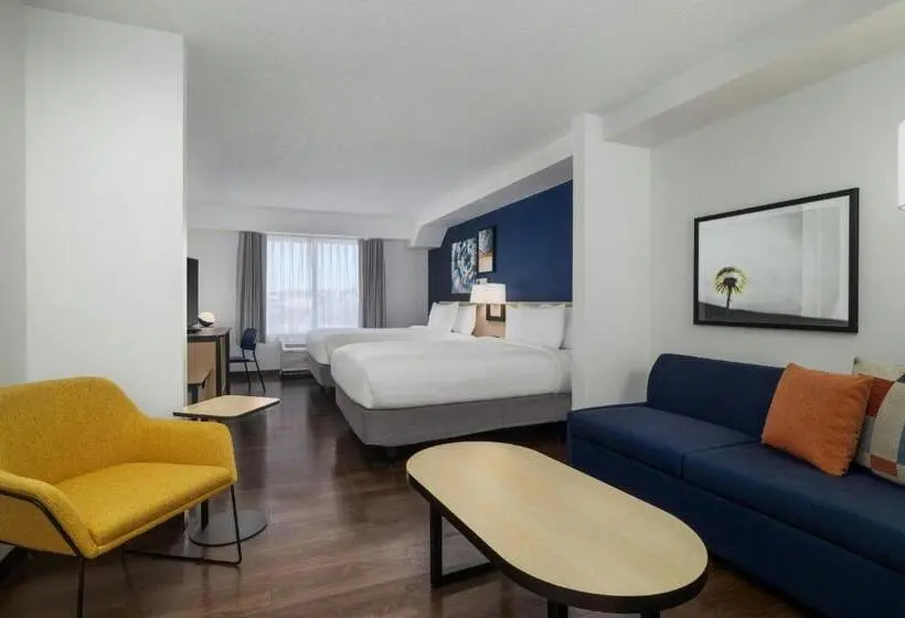 キングサイズベッドのスイートルーム, City Express by Marriott Washington, DC Northeast