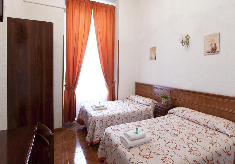 جناح مطلّ علي حمام السباحة, Doubletree Suites By Hilton Anaheim Rsrt   Conv Cntr