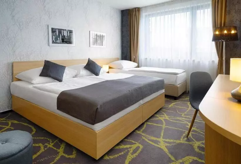 Standard Kolmen Hengen Huone, Iris Hotel Eden Czech Leading Hotels