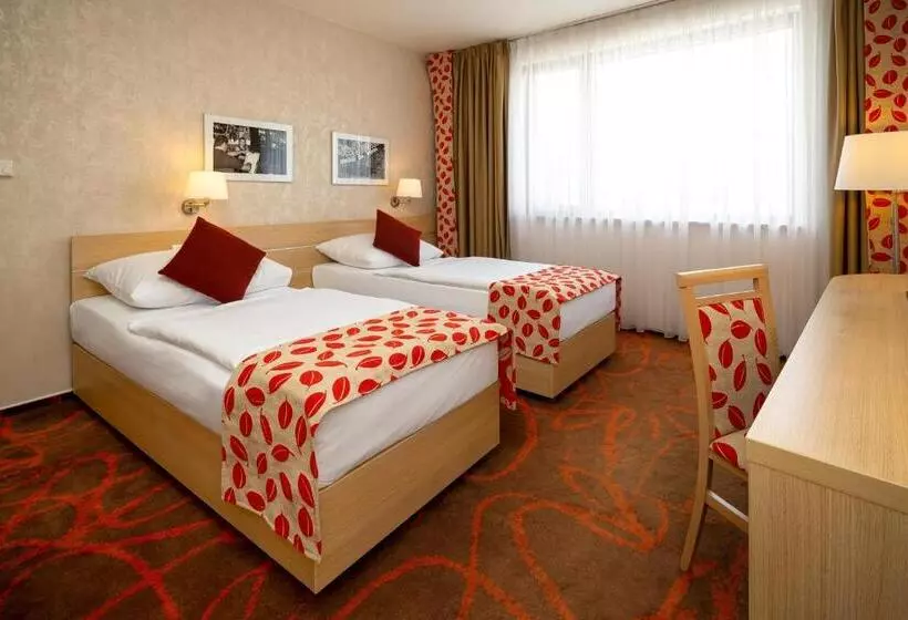 Perhesviitti, Iris Hotel Eden Czech Leading Hotels
