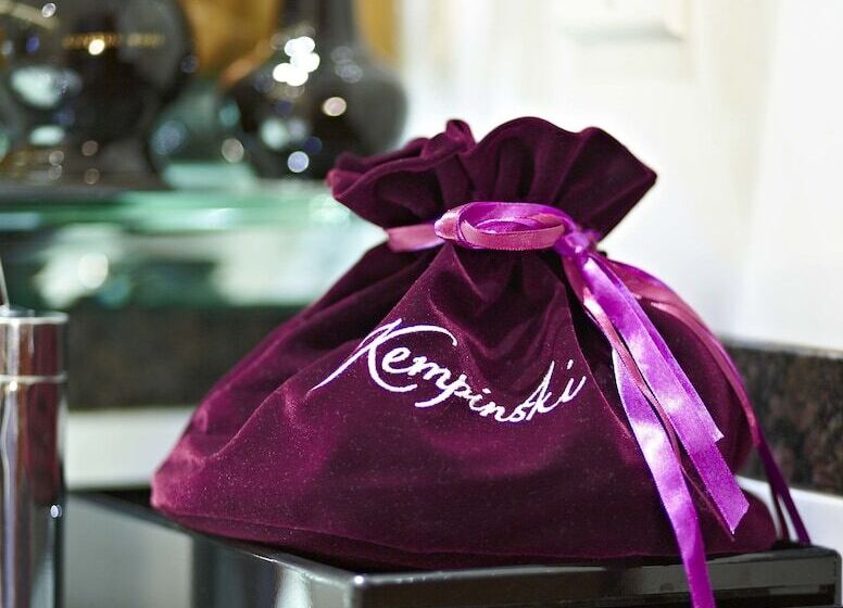 Люкс Повышенной Комфортности, Kempinski Hotel Shenzhen   24 Hours Stay Privilege, Subject To Hotel Inventory