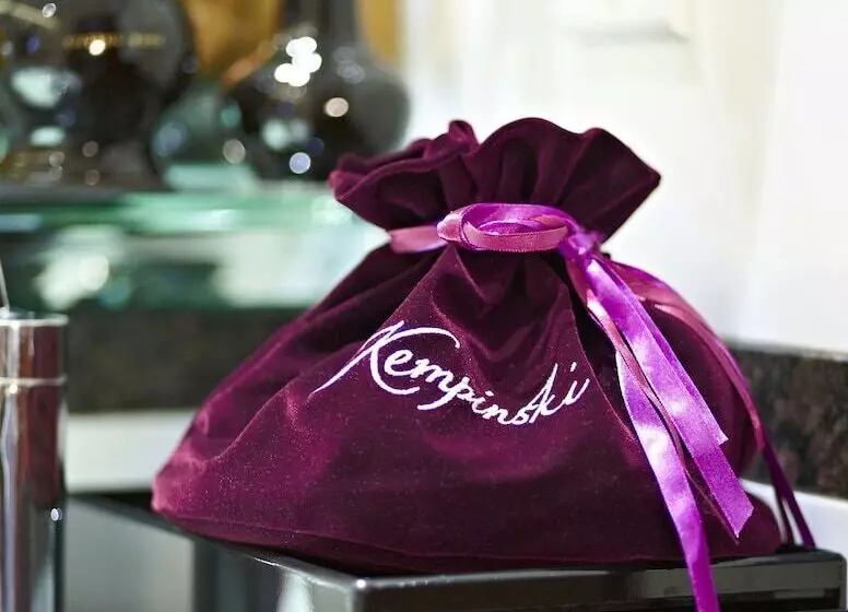デラックスルーム, Kempinski Hotel Shenzhen   24 Hours Stay Privilege, Subject To Hotel Inventory