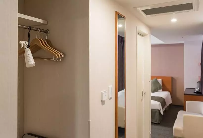 اتاق سوپریور سه تخته, Mystays Kyotoshijo