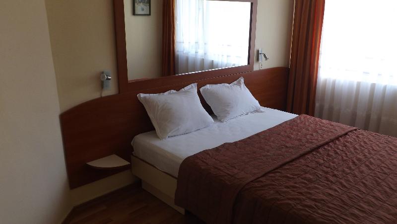 コンフォートルーム, Palitra