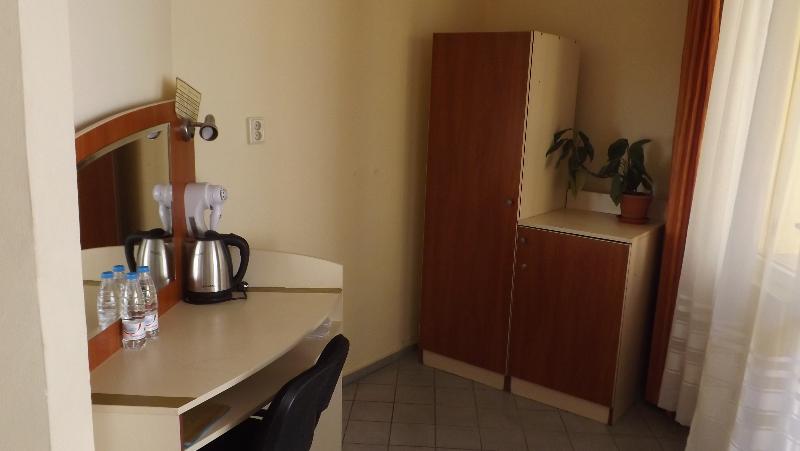 ファミリールーム, Palitra