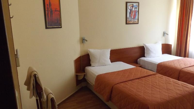 コンフォートルーム, Palitra