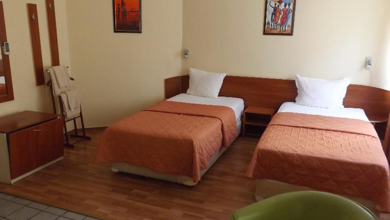 コンフォートルーム, Palitra