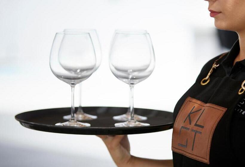 اتاق لوکس با بالکن, Kalisti Hotel & Suites