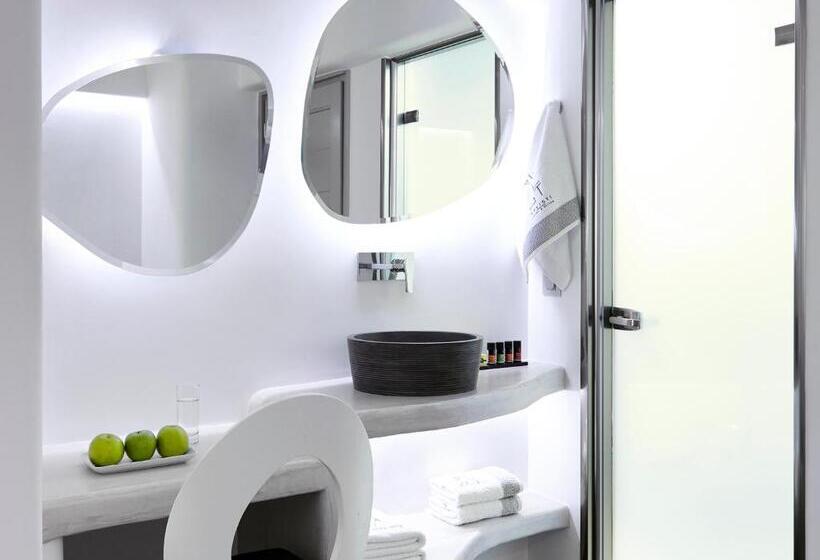 اتاق لوکس با بالکن, Kalisti Hotel & Suites