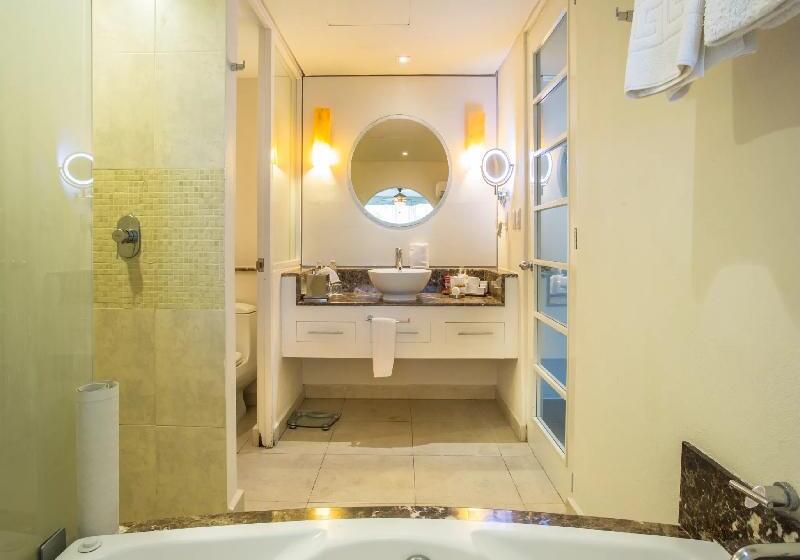 סוויטת ג'וניור מיטת קינג, Secrets Aura Cozumel Adults Only