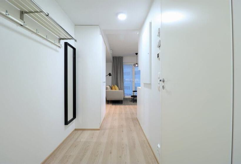 Escritório Estándar, Forenom Aparthotel Tampere Kaleva