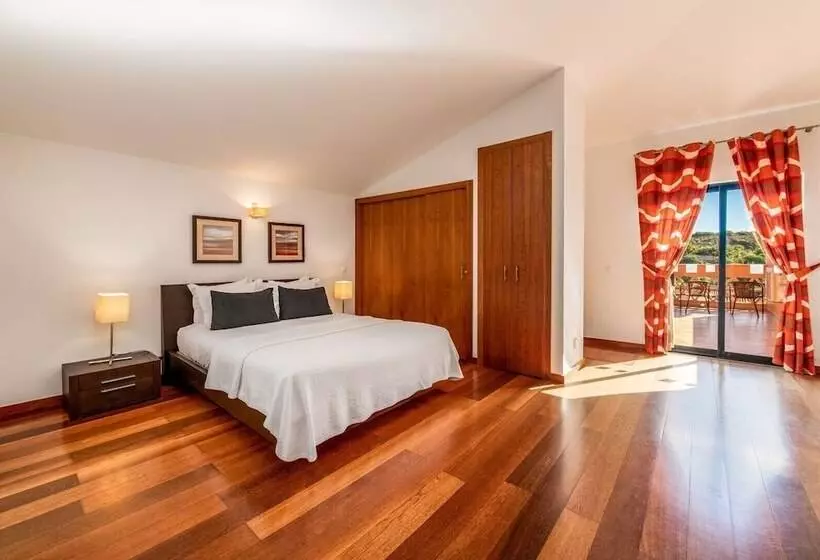 2 Bedroom Duplex Apartment