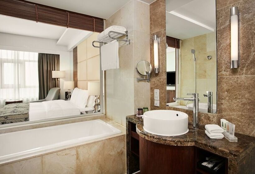 غرفة بريميوم, Crowne Plaza Beijing International Airport, An Ihg