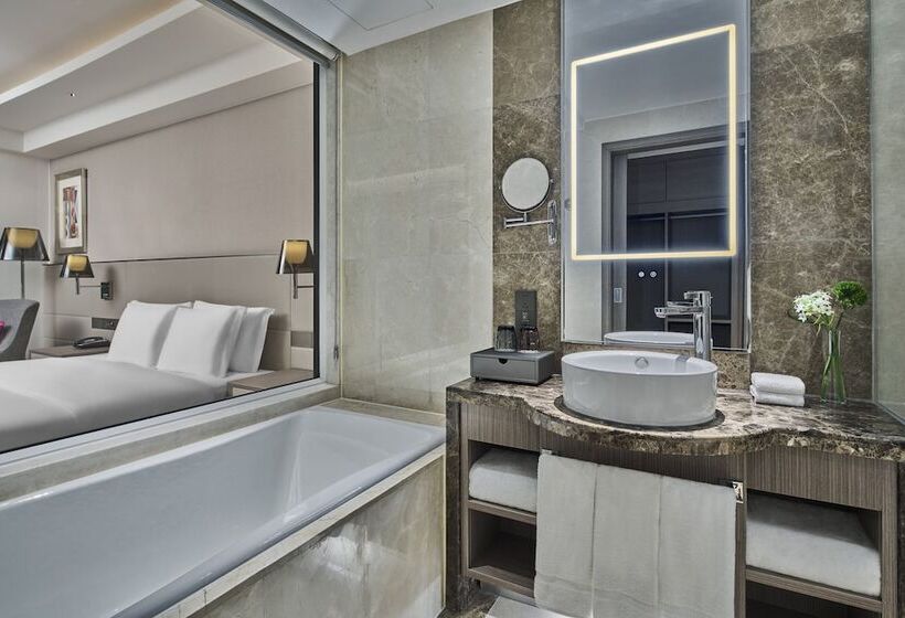 غرفة بريميوم, Crowne Plaza Beijing International Airport, An Ihg