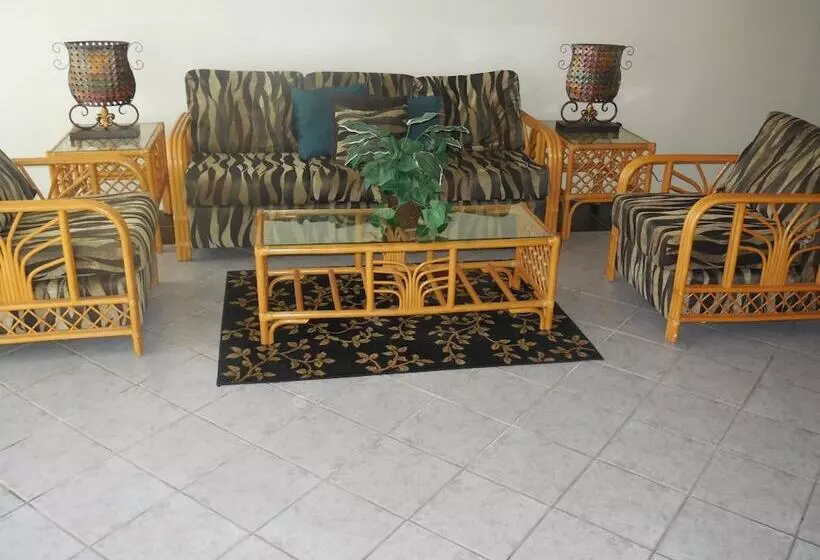 ویلای 1 خوابه, Dundee Bay Villas