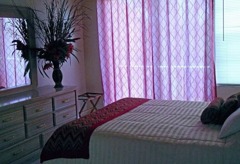 ویلا دلوکس 3 خوابه, Dundee Bay Villas