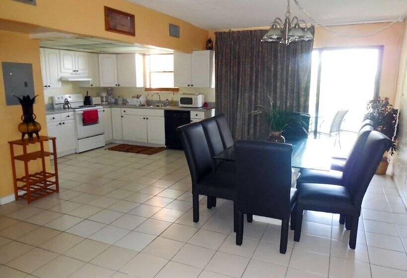 ویلا دلوکس 3 خوابه, Dundee Bay Villas