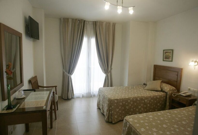 اتاق استاندارد با تراس, Goartín