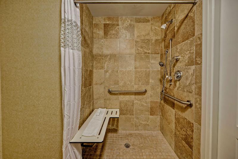 Büyük Çift Kişilik Yataklı Standart Oda, Holiday Inn Express Hotel And Suites Arcadia By Ihg