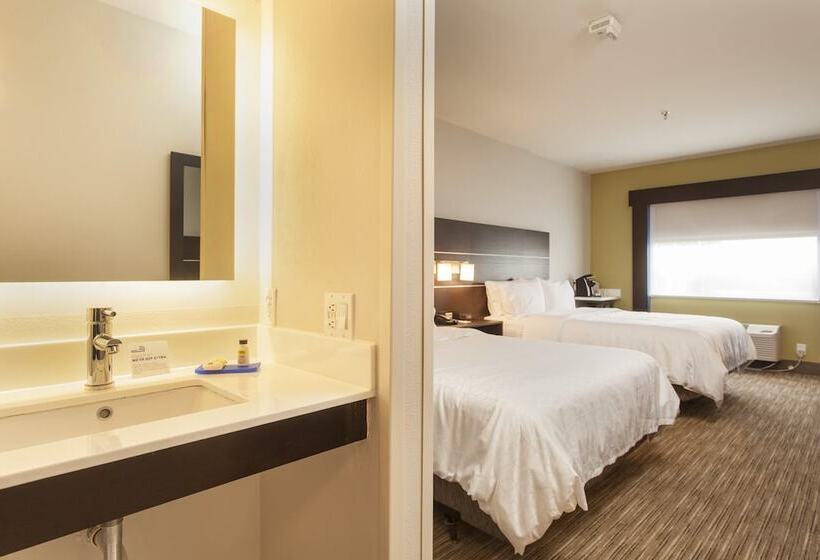 适合残疾人士使用的套间, Holiday Inn Express & Suites