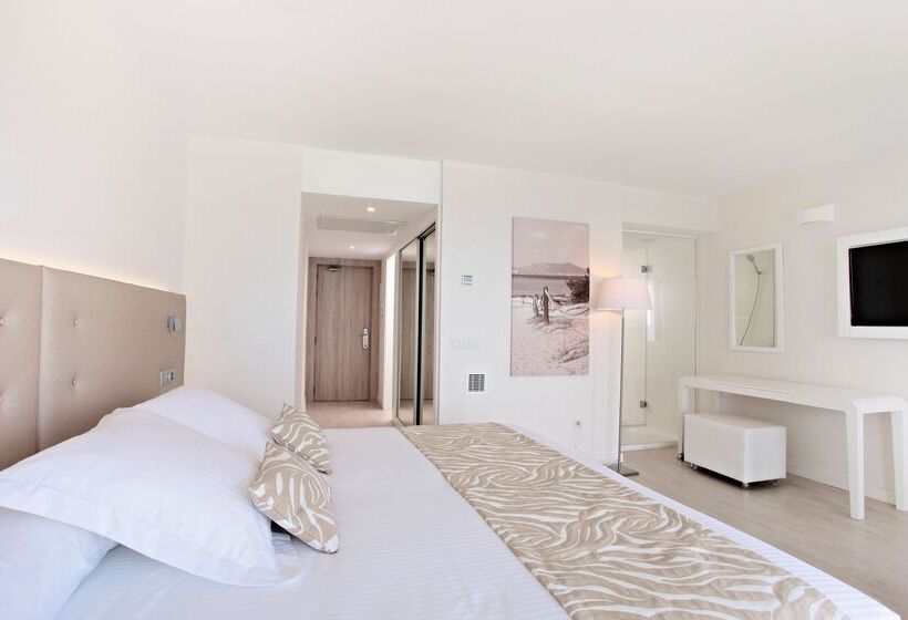 Номер Стандарт Боковой Вид на Море, Iberostar Waves Cala Millor - Adults Only