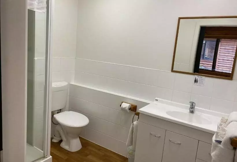 استودیوی استاندارد, Lakefront Lodge Taupo