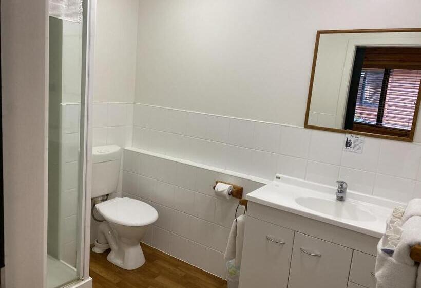Семейный Номер, Lakefront Lodge Taupo