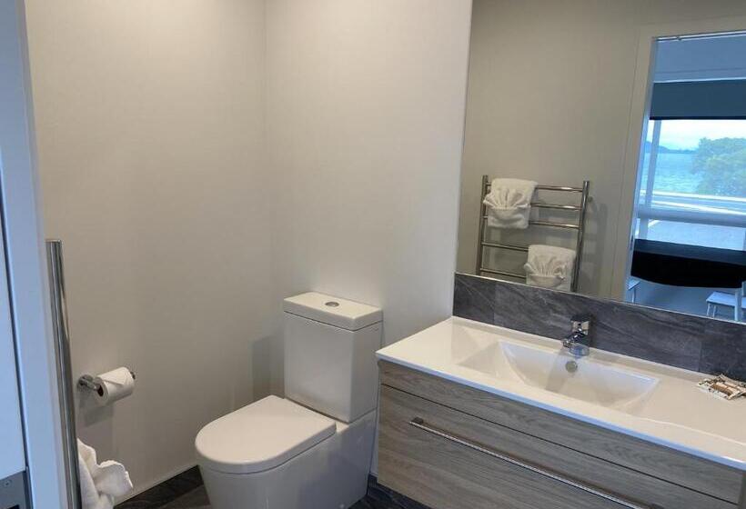 スーペリアスタジオ, Lakefront Lodge Taupo