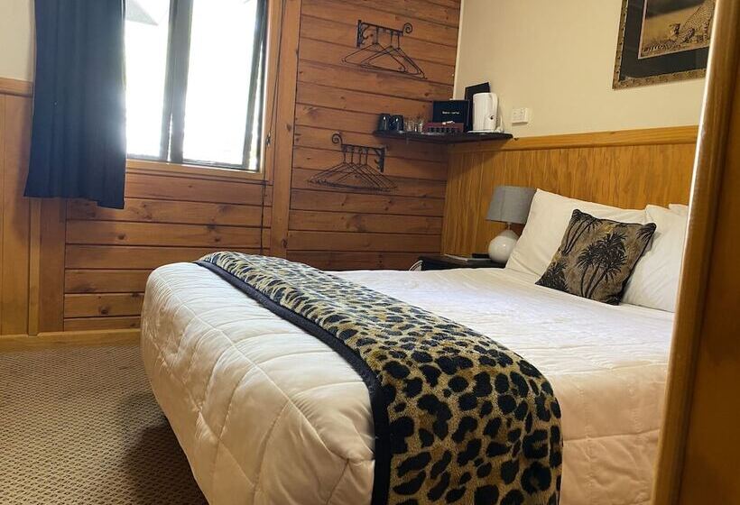 ベーシックワンルーム, Lakefront Lodge Taupo
