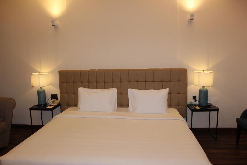 デラックスルーム, Liberty 2