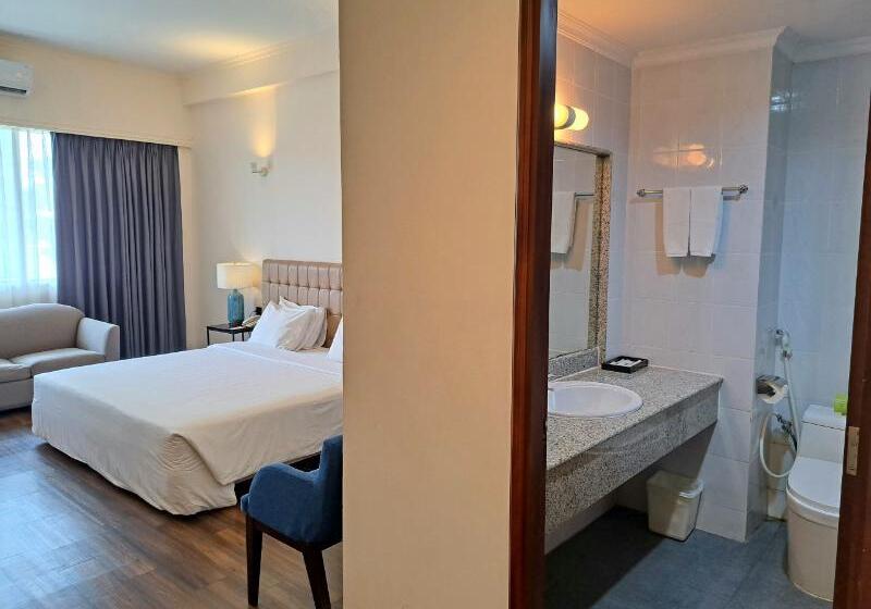 デラックスルーム, Liberty 2