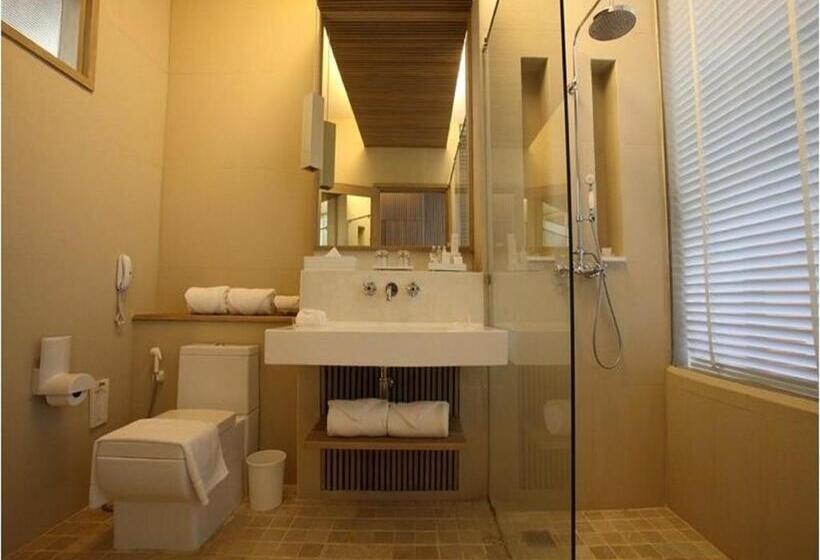 Quarto Superior, Mercure Koh Chang Hideaway