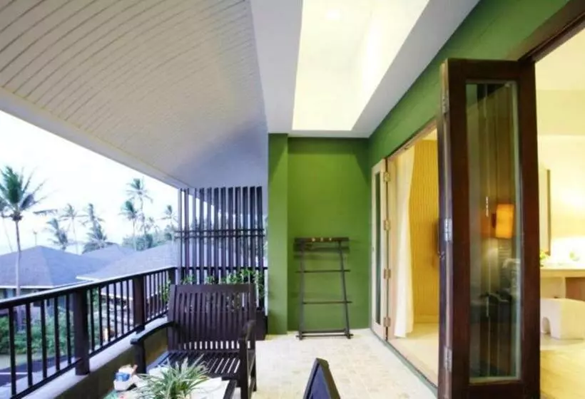اتاق لوکس با چشم‌انداز دریا, Mercure Koh Chang Hideaway