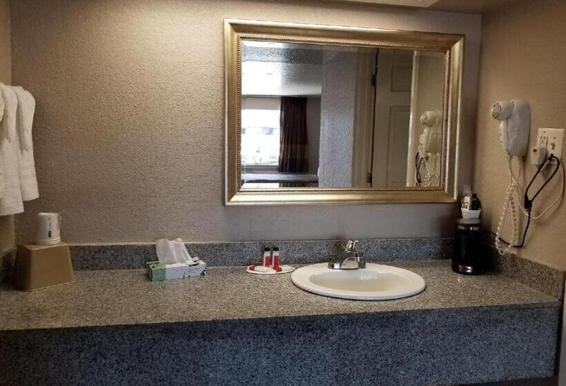 标准间, Super 8 By Wyndham San Antonio Pearl District / Downtown