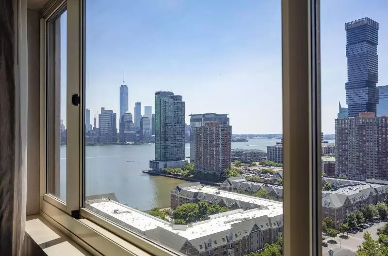 キングサイズベッドのデラックスルーム, The Westin Jersey City Newport