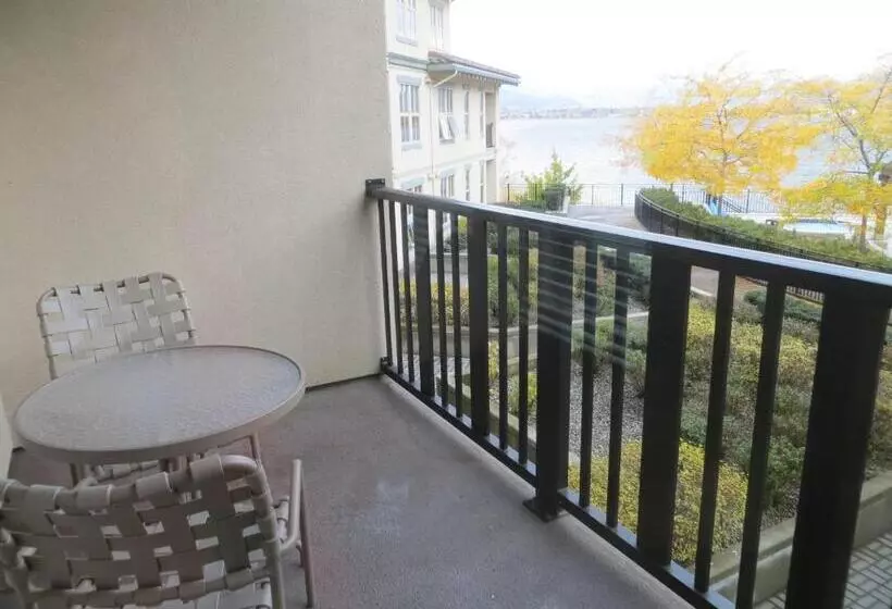 景色の見えるスイートルーム, Walnut Beach Resort