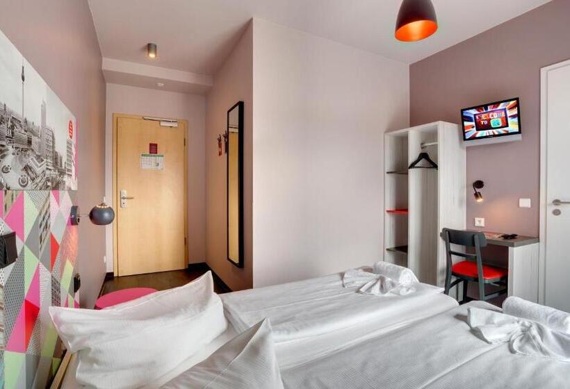 חדר סטנדרט, Meininger Hotel Berlin Alexanderplatz