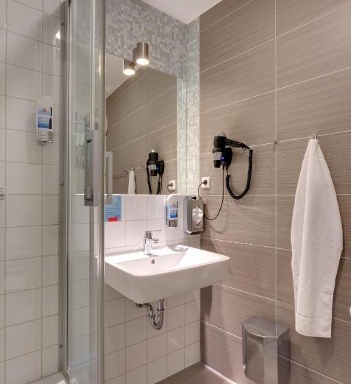 חדר משפחתי, Meininger Hotel Berlin Alexanderplatz