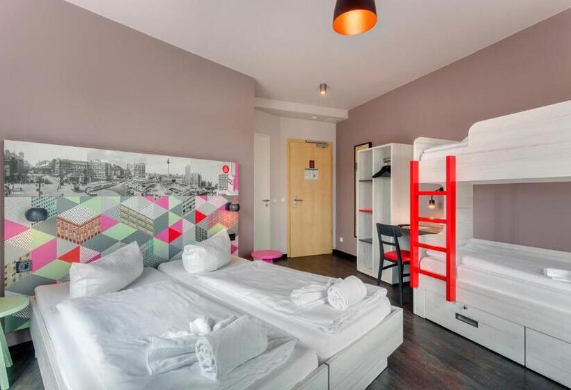 اتاق خانوادگی, Meininger Hotel Berlin Alexanderplatz