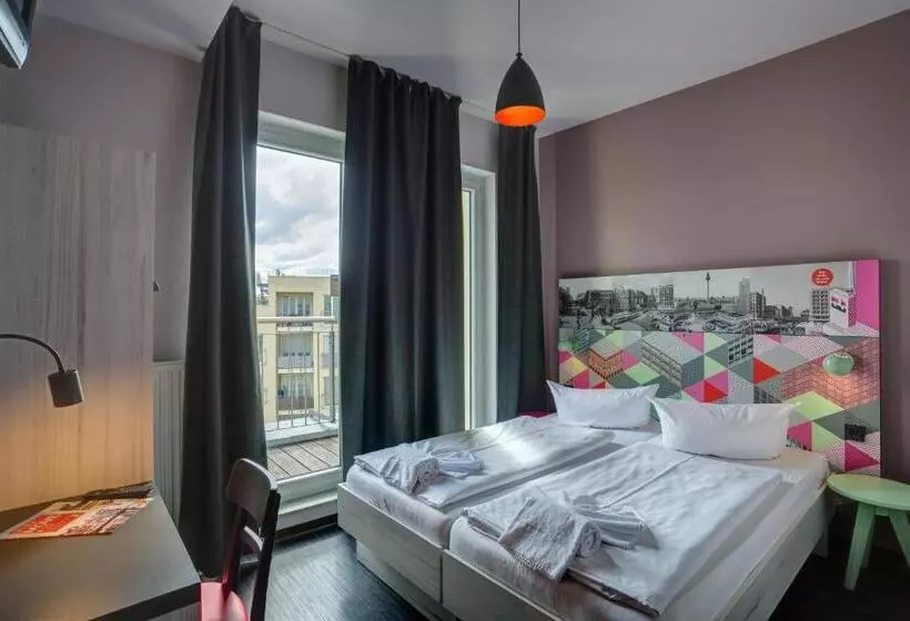 スーペリアールーム, Meininger Hotel Berlin Alexanderplatz