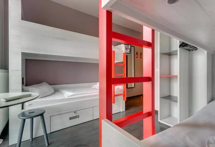 ２段ベッド付スタンダード４人部屋, Meininger Hotel Berlin Alexanderplatz