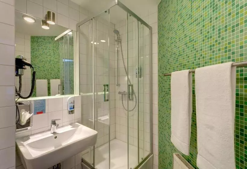 ２段ベッド付スタンダード４人部屋, Meininger Hotel Berlin Alexanderplatz