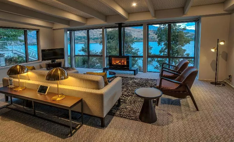 スリーベッドルーム ヴィラ, The Rees Hotel & Luxury Apartments
