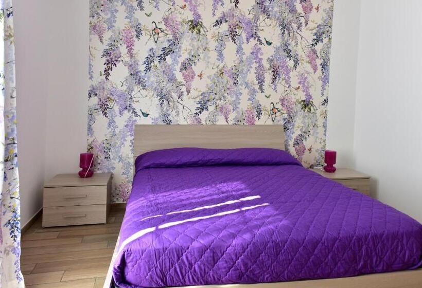 اتاق لوکس با تخت بزرگ, Agriturismo Un Mare Di Fiori