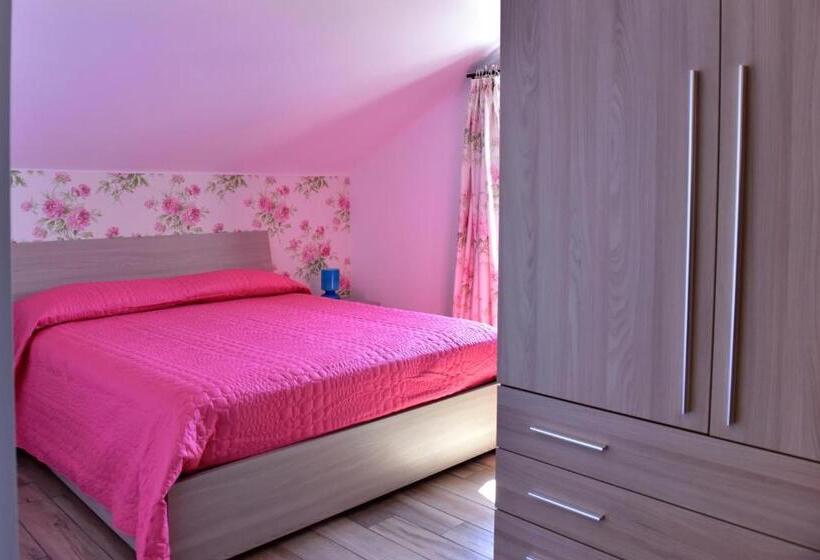 اتاق استاندارد با تخت بزرگ, Agriturismo Un Mare Di Fiori