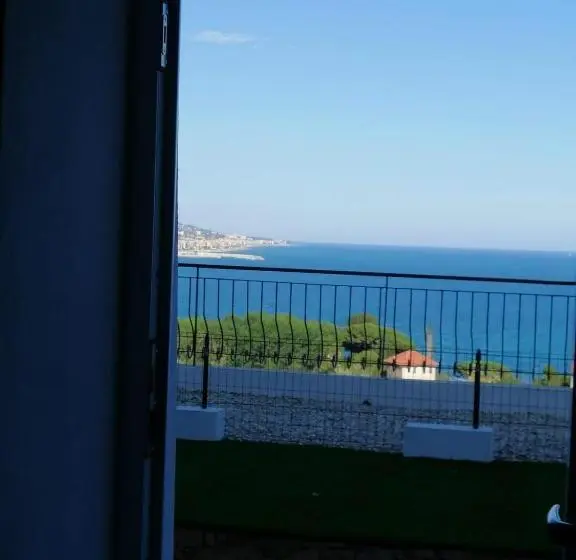 キングサイドベッドのスタンダードワンルーム, Agriturismo Un Mare Di Fiori