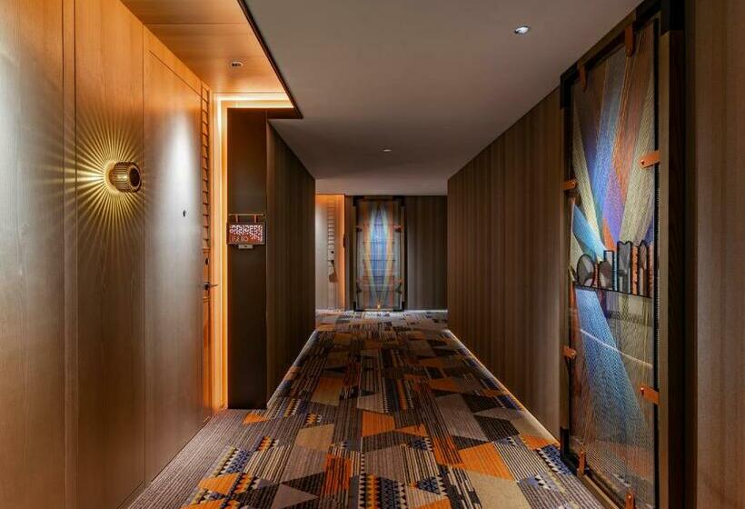 带大床的豪华间, Canopy By Hilton Hangzhou West Lake